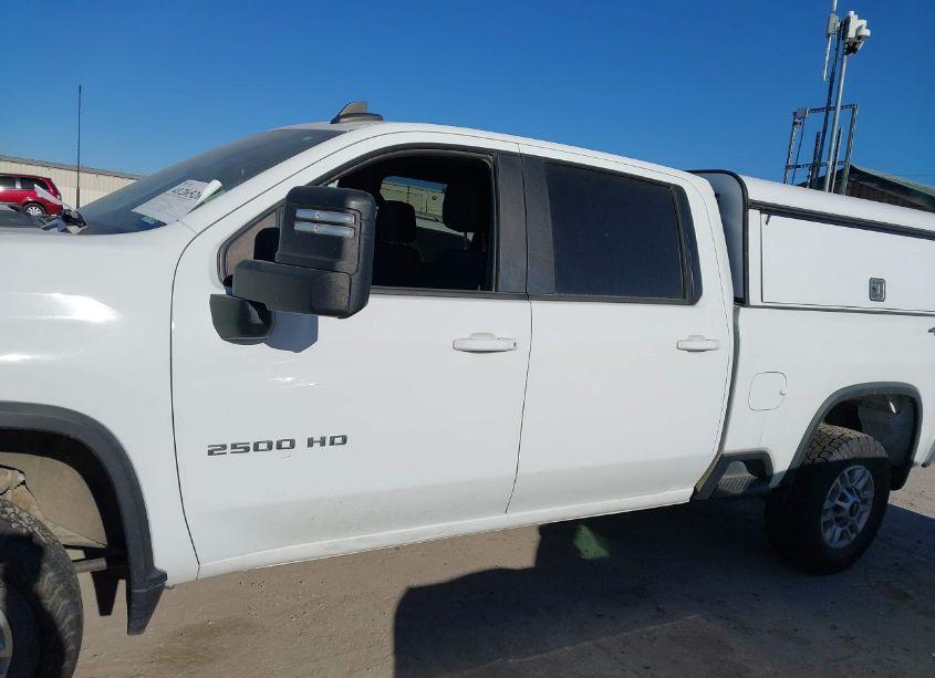 Photo 14 of 2021 Chevrolet Silverado 2500HD 4WD STANDARD BED LT (VIN 1GC4YNE70MF140937)