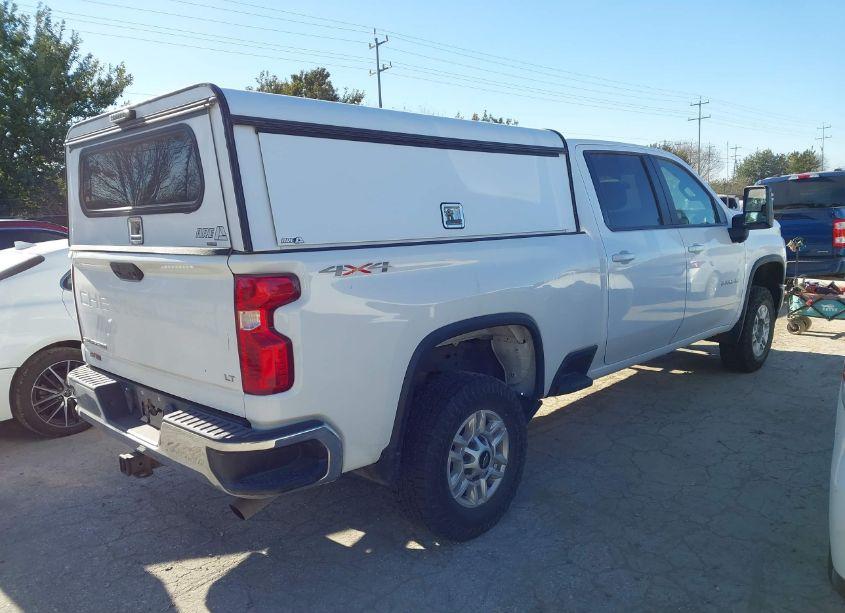 Photo 4 of 2021 Chevrolet Silverado 2500HD 4WD STANDARD BED LT (VIN 1GC4YNE70MF140937)
