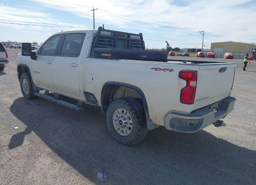Photo 3 of 2021 Chevrolet Silverado 2500HD 4WD STANDARD BED LT (VIN 1GC4YNE70MF211425)