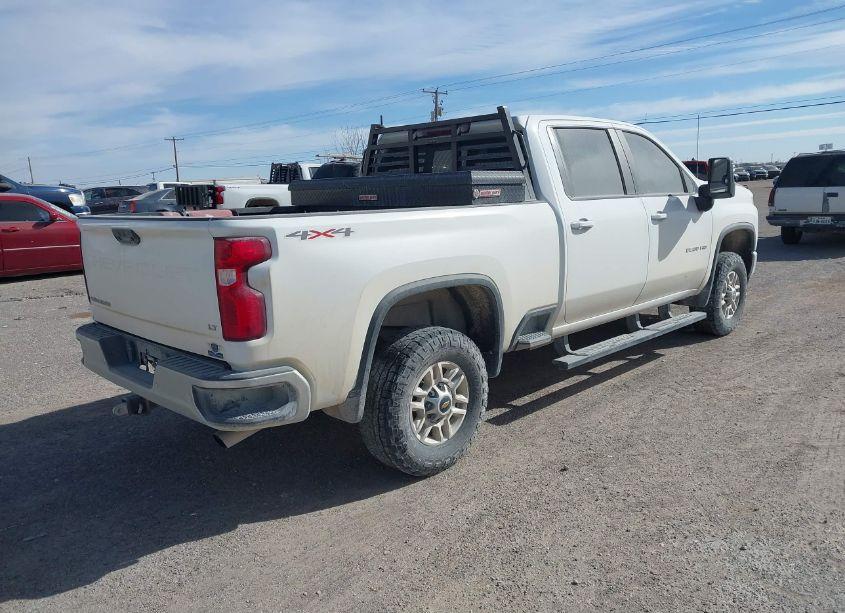 Photo 4 of 2021 Chevrolet Silverado 2500HD 4WD STANDARD BED LT (VIN 1GC4YNE70MF211425)