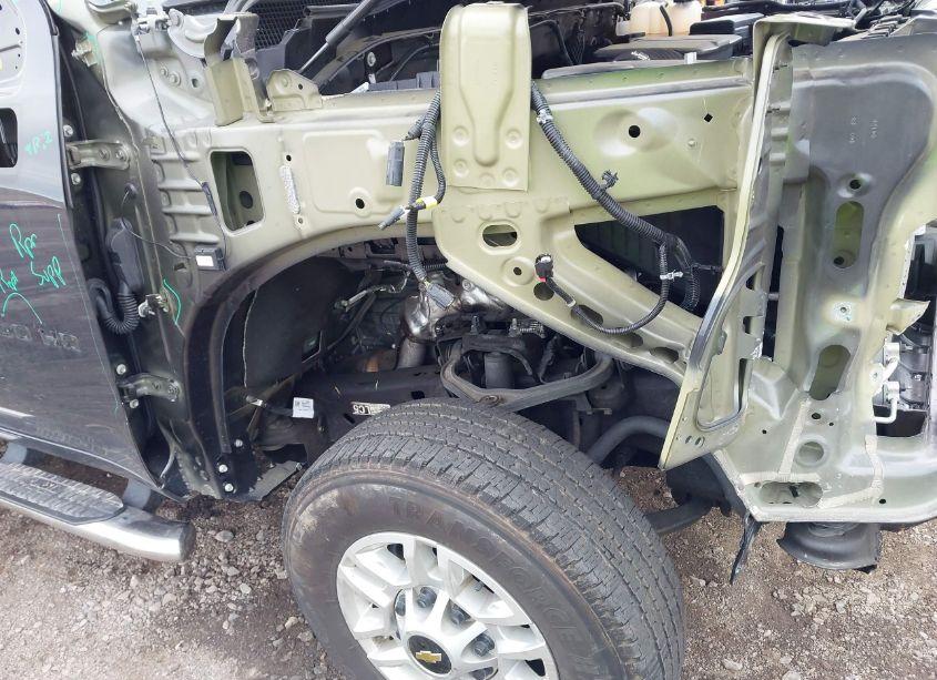 Photo 11 of 2024 Chevrolet Silverado 2500HD 4WD STANDARD BED LT (VIN 1GC4YNE71RF128514)