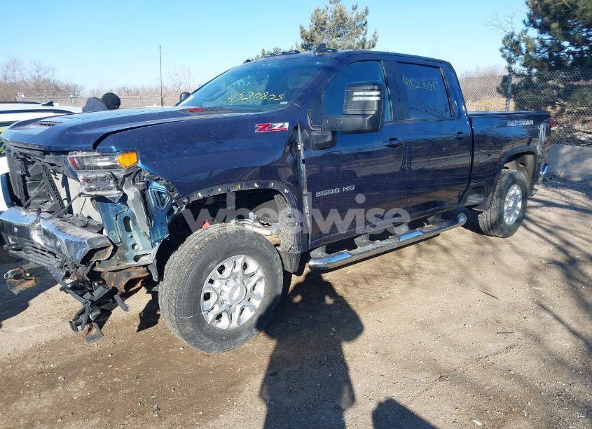 Photo 2 of 2020 Chevrolet Silverado K2500 HEAVY DUTY LT (VIN 1GC4YNE72LF320032)