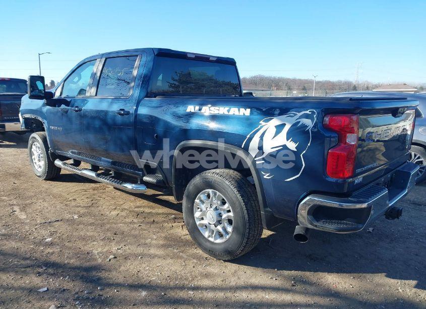 Photo 3 of 2020 Chevrolet Silverado K2500 HEAVY DUTY LT (VIN 1GC4YNE72LF320032)