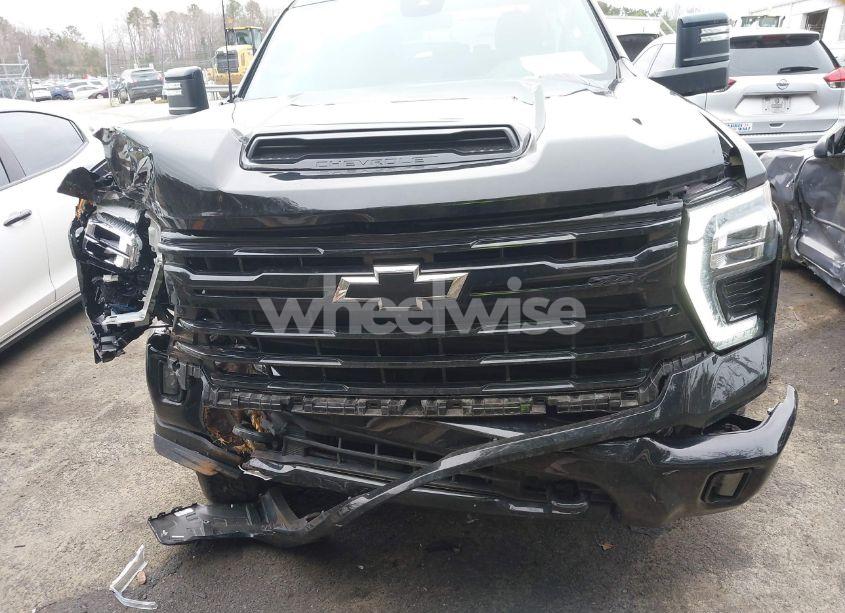 Photo 11 of 2024 Chevrolet Silverado 2500HD 4WD STANDARD BED LT (VIN 1GC4YNE73RF271061)