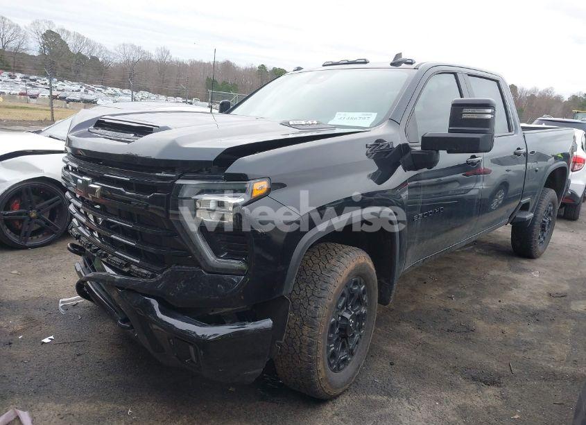 Photo 2 of 2024 Chevrolet Silverado 2500HD 4WD STANDARD BED LT (VIN 1GC4YNE73RF271061)