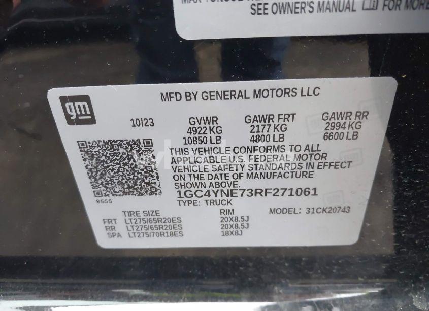 Photo 8 of 2024 Chevrolet Silverado 2500HD 4WD STANDARD BED LT (VIN 1GC4YNE73RF271061)