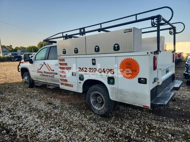 Photo 2 of 2021 CHEVROLET SILVERADO K3500 LT (VIN 1GC4YNE74NF144801)