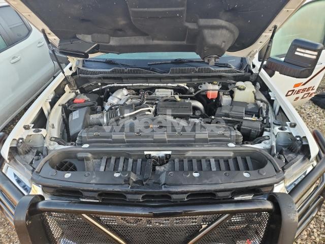 Photo 4 of 2021 CHEVROLET SILVERADO K3500 LT (VIN 1GC4YNE74NF144801)