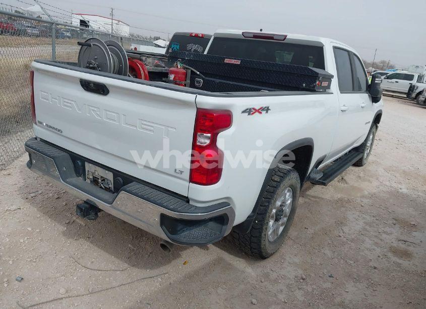Photo 4 of 2022 Chevrolet Silverado 2500HD 4WD STANDARD BED LT (VIN 1GC4YNE74NF179158)