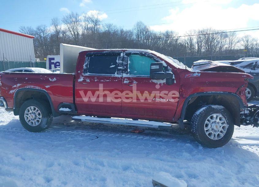 Photo 13 of 2024 Chevrolet Silverado 2500HD 4WD STANDARD BED LT (VIN 1GC4YNE75RF267237)