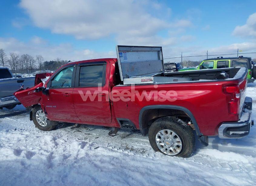 Photo 14 of 2024 Chevrolet Silverado 2500HD 4WD STANDARD BED LT (VIN 1GC4YNE75RF267237)