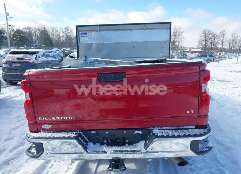 Photo 15 of 2024 Chevrolet Silverado 2500HD 4WD STANDARD BED LT (VIN 1GC4YNE75RF267237)