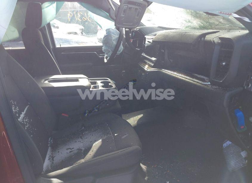 Photo 6 of 2024 Chevrolet Silverado 2500HD 4WD STANDARD BED LT (VIN 1GC4YNE75RF267237)