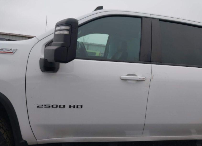 Photo 15 of 2020 Chevrolet Silverado 2500HD 4WD LONG BED LT/4WD STANDARD BED LT (VIN 1GC4YNE76LF230723)