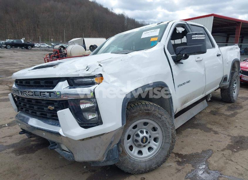 Photo 2 of 2022 Chevrolet Silverado 2500HD (VIN 1GC4YNE77NF237196)