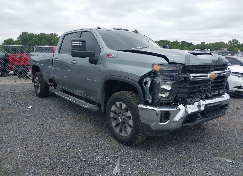 2024 Chevrolet Silverado 2500HD LT (VIN 1GC4YNE79RF389065) main photo