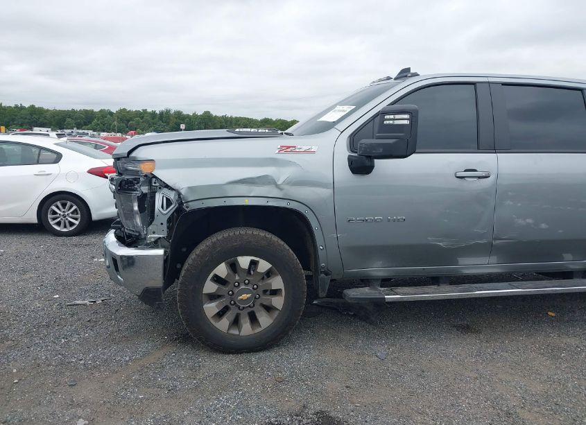 Photo 15 of 2024 Chevrolet Silverado 2500HD LT (VIN 1GC4YNE79RF389065)