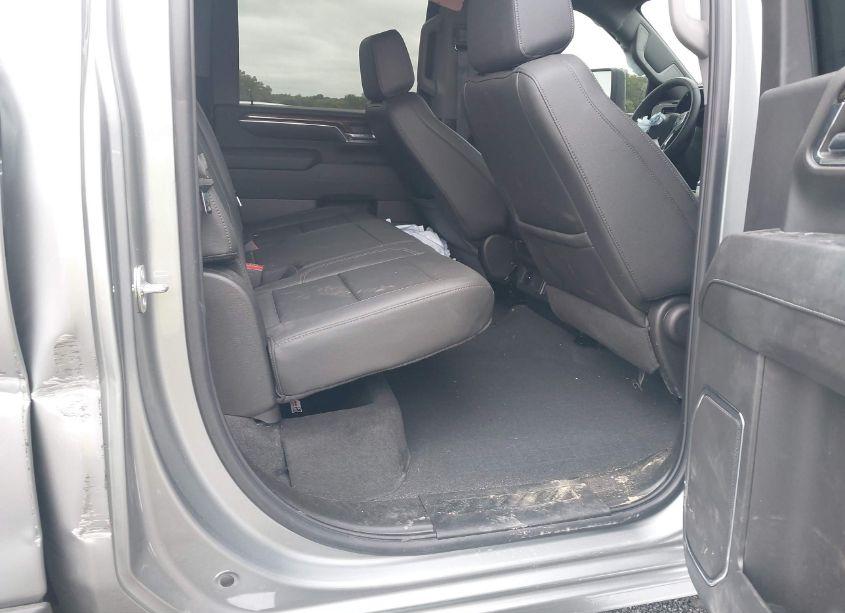 Photo 8 of 2024 Chevrolet Silverado 2500HD LT (VIN 1GC4YNE79RF389065)