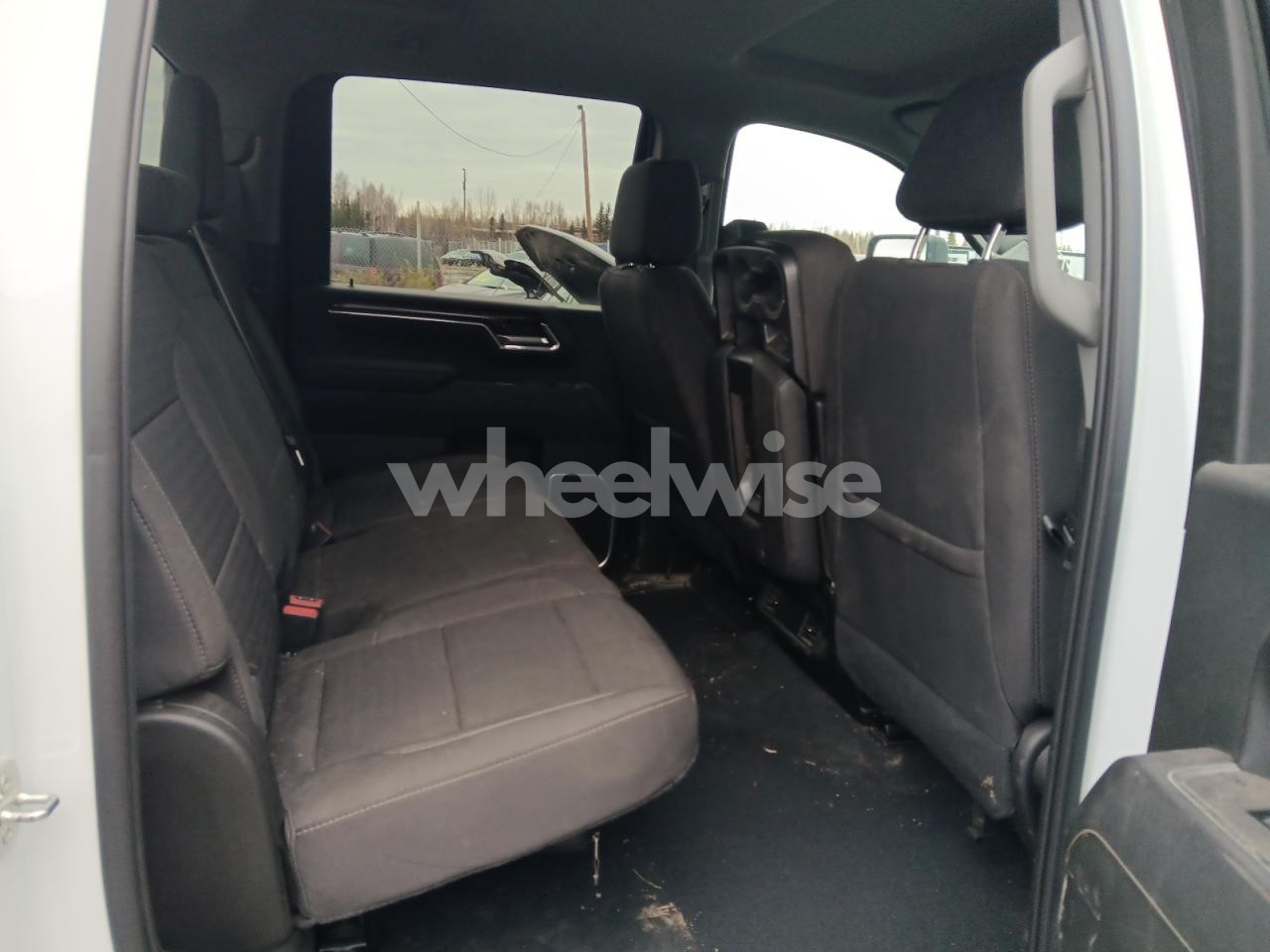 Photo 10 of 2024 CHEVROLET SILVERADO K2500 HEAVY DUTY LT (VIN 1GC4YNE7XRF121335)