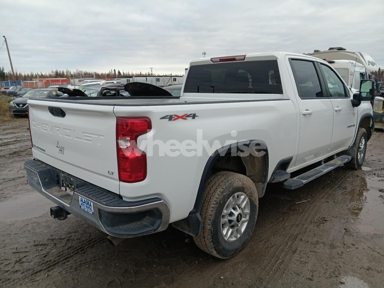 Photo 3 of 2024 CHEVROLET SILVERADO K2500 HEAVY DUTY LT (VIN 1GC4YNE7XRF121335)