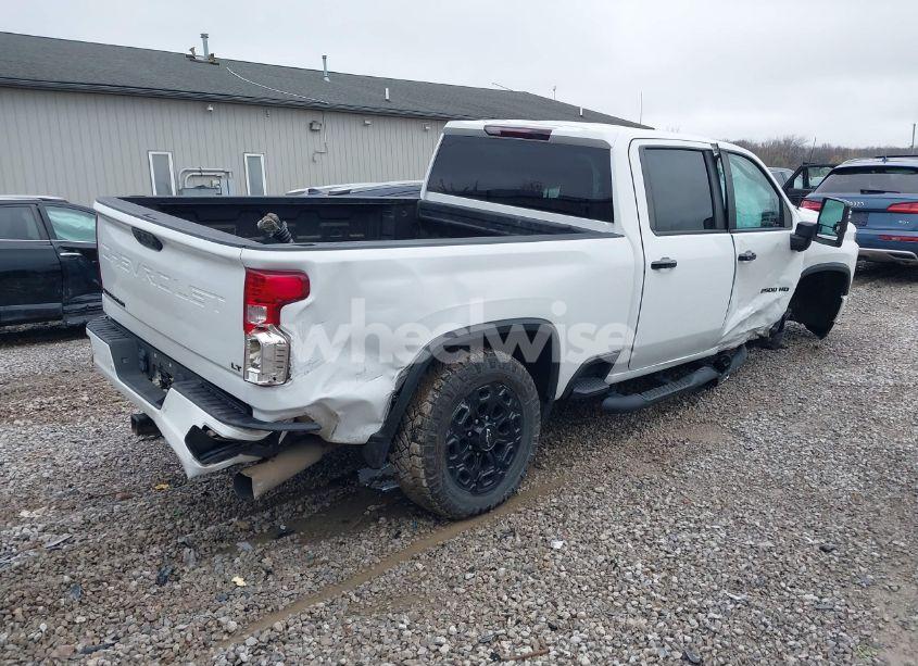 Photo 4 of 2021 Chevrolet Silverado 2500HD 4WD STANDARD BED LT (VIN 1GC4YNEY0MF266207)