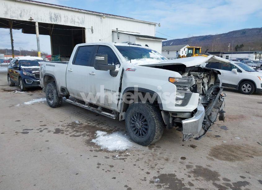 2022 Chevrolet Silverado 2500HD 4WD STANDARD BED LT (VIN 1GC4YNEY1NF295796) main photo