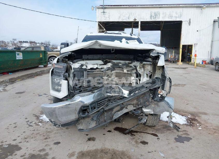 Photo 11 of 2022 Chevrolet Silverado 2500HD 4WD STANDARD BED LT (VIN 1GC4YNEY1NF295796)
