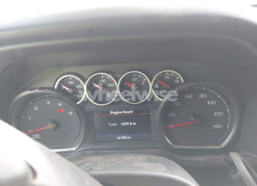 Photo 5 of 2022 Chevrolet Silverado 2500HD 4WD STANDARD BED LT (VIN 1GC4YNEY1NF295796)