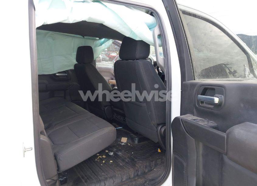 Photo 6 of 2022 Chevrolet Silverado 2500HD 4WD STANDARD BED LT (VIN 1GC4YNEY1NF295796)