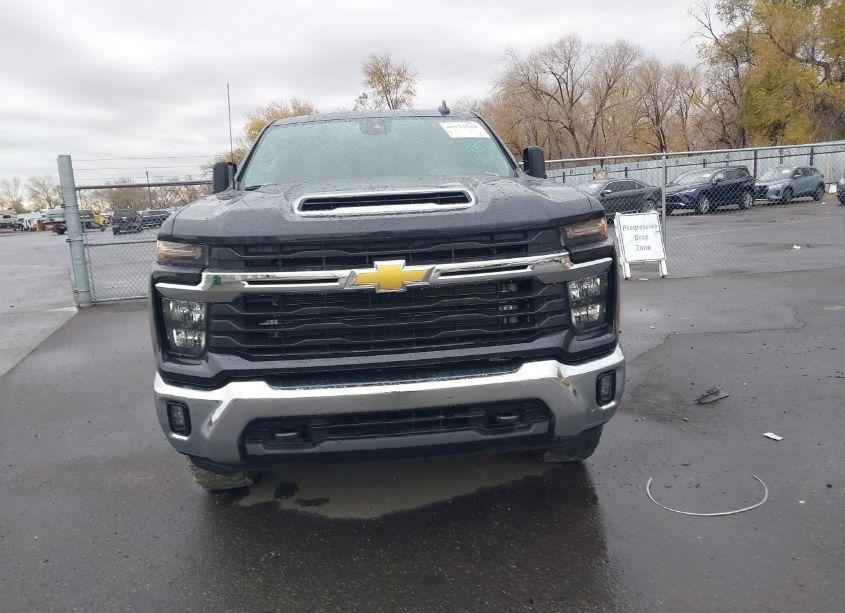 Photo 12 of 2024 Chevrolet Silverado 2500HD 4WD STANDARD BED LT (VIN 1GC4YNEY1RF197440)