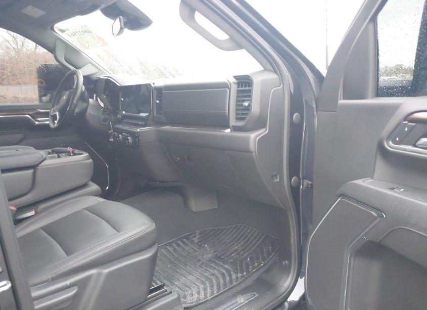 Photo 7 of 2024 Chevrolet Silverado 2500HD 4WD STANDARD BED LT (VIN 1GC4YNEY1RF197440)