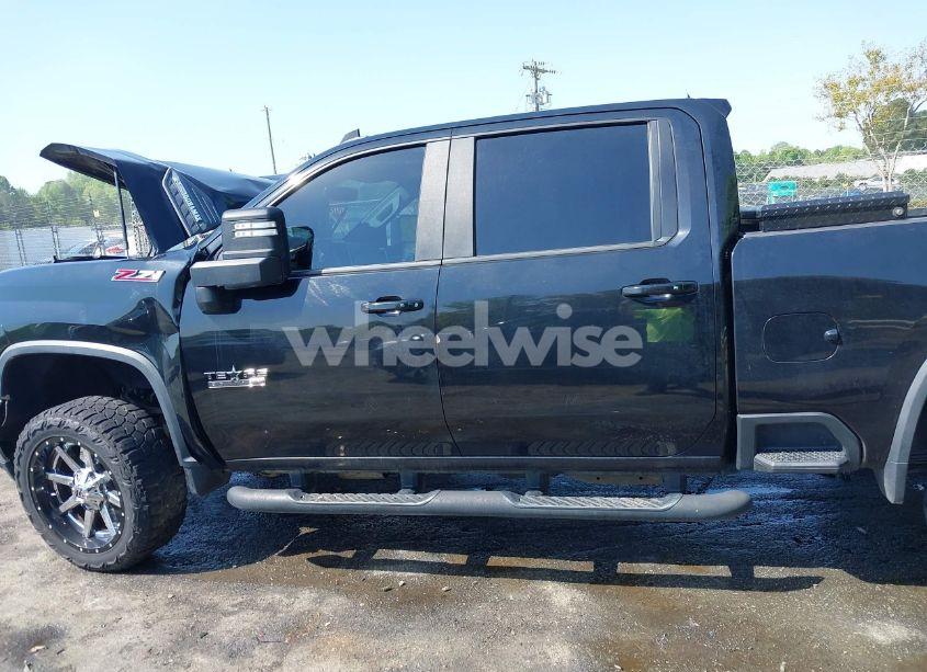 Photo 14 of 2020 Chevrolet Silverado 2500HD 4WD STANDARD BED LT (VIN 1GC4YNEY4LF132900)
