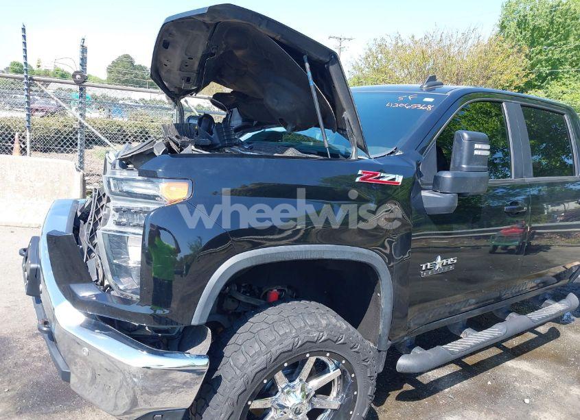 Photo 17 of 2020 Chevrolet Silverado 2500HD 4WD STANDARD BED LT (VIN 1GC4YNEY4LF132900)