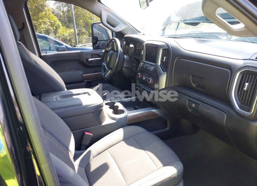 Photo 6 of 2020 Chevrolet Silverado 2500HD 4WD STANDARD BED LT (VIN 1GC4YNEY4LF132900)