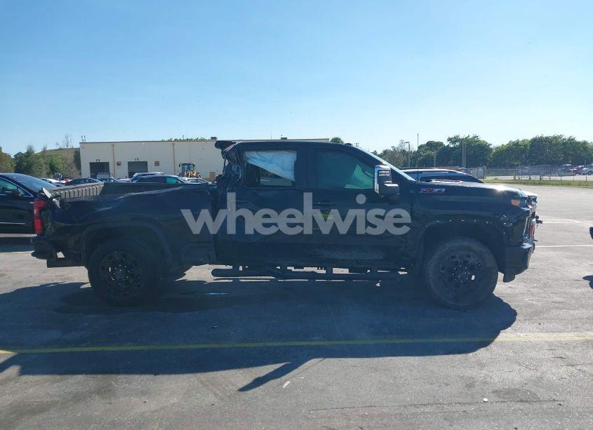 Photo 14 of 2022 Chevrolet Silverado 2500HD 4WD STANDARD BED LT (VIN 1GC4YNEY4NF301431)