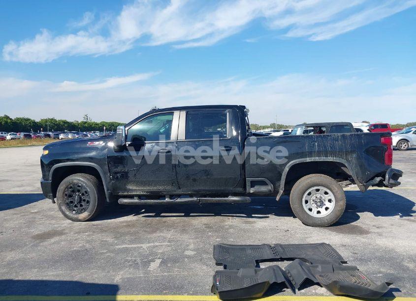 Photo 15 of 2022 Chevrolet Silverado 2500HD 4WD STANDARD BED LT (VIN 1GC4YNEY4NF301431)