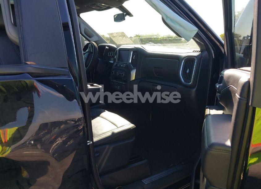 Photo 5 of 2022 Chevrolet Silverado 2500HD 4WD STANDARD BED LT (VIN 1GC4YNEY4NF301431)