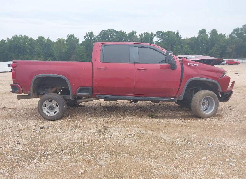 Photo 16 of 2020 Chevrolet Silverado 2500HD 4WD STANDARD BED LT (VIN 1GC4YNEY6LF156485)