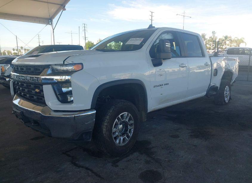 Photo 2 of 2021 Chevrolet Silverado 2500HD 4WD STANDARD BED LT (VIN 1GC4YNEY6MF284811)