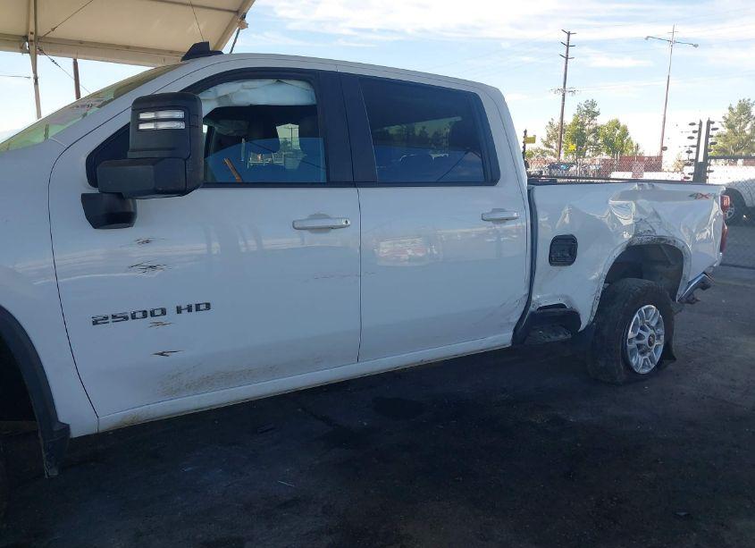 Photo 6 of 2021 Chevrolet Silverado 2500HD 4WD STANDARD BED LT (VIN 1GC4YNEY6MF284811)
