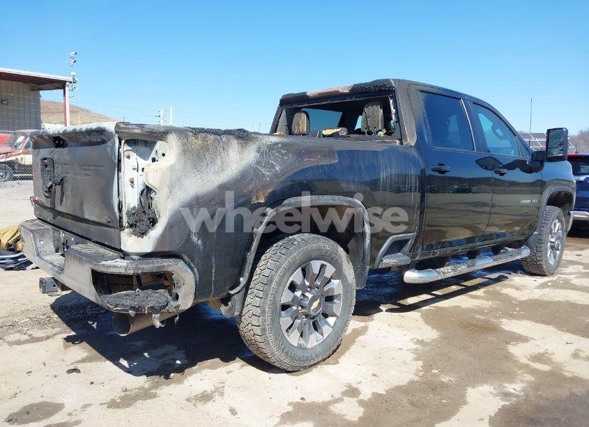 Photo 3 of 2023 Chevrolet Silverado 2500HD 4WD STANDARD BED LT (VIN 1GC4YNEY6PF146190)