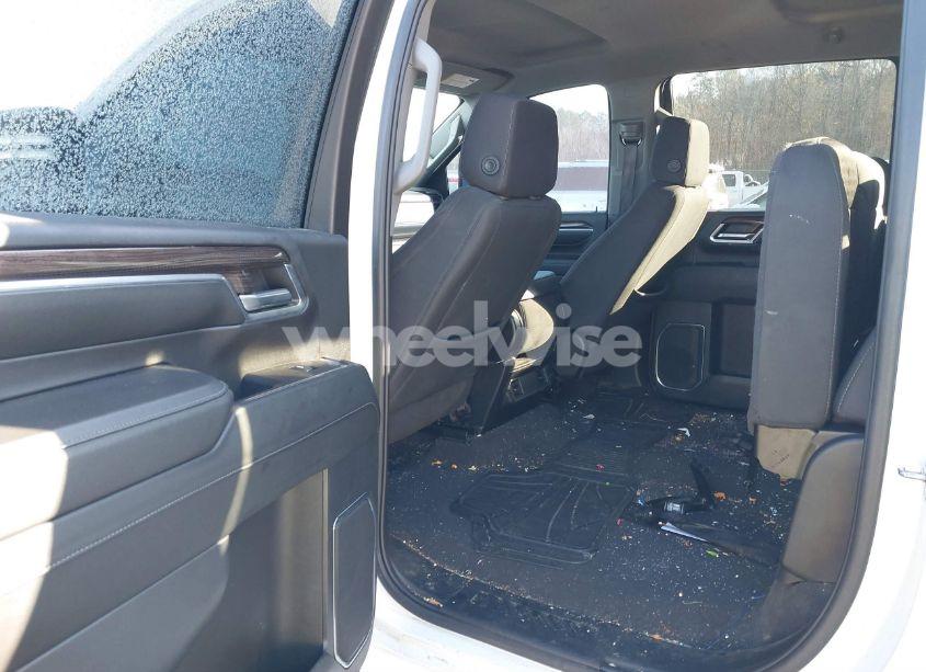 Photo 6 of 2024 Chevrolet Silverado 2500HD (VIN 1GC4YNEY7RF422315)