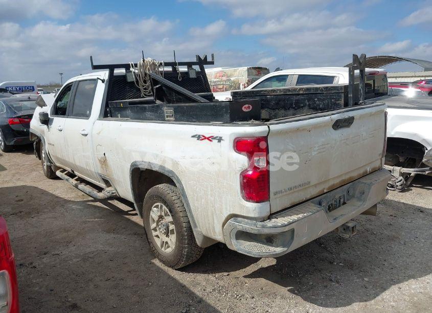Photo 3 of 2021 Chevrolet Silverado 2500HD 4WD LONG BED LT (VIN 1GC4YNEY8MF198187)