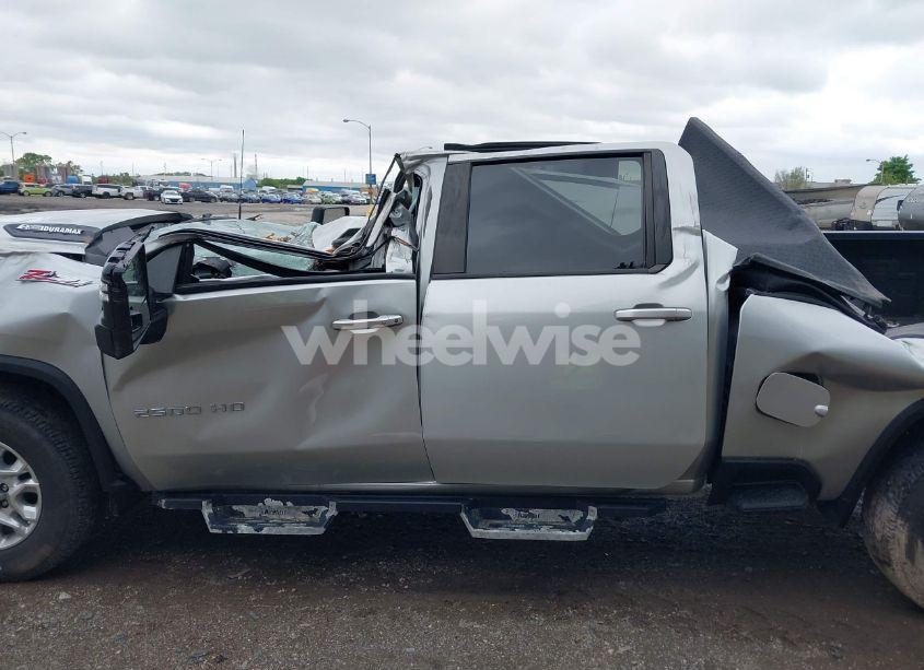 Photo 14 of 2021 Chevrolet Silverado 2500HD 4WD STANDARD BED LT (VIN 1GC4YNEY8MF218924)