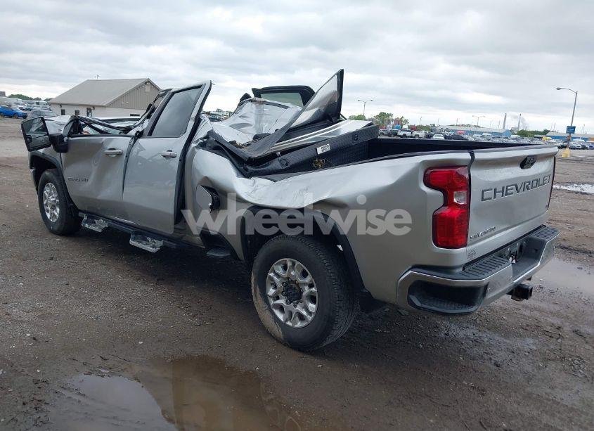 Photo 3 of 2021 Chevrolet Silverado 2500HD 4WD STANDARD BED LT (VIN 1GC4YNEY8MF218924)