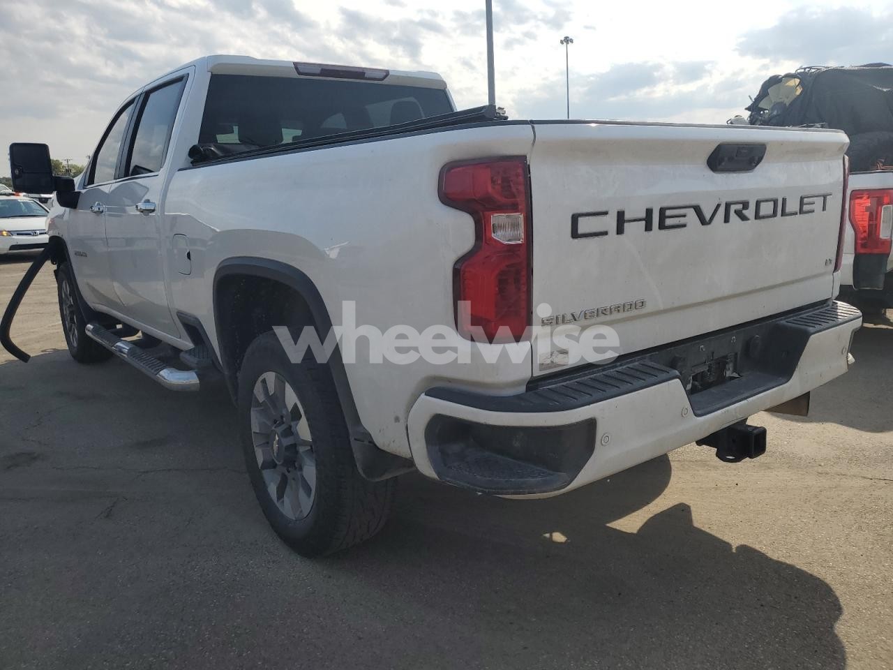 Photo 2 of 2022 CHEVROLET SILVERADO K2500 HEAVY DUTY LT (VIN 1GC4YNEY8NF123393)