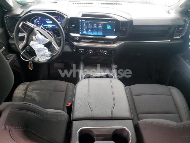 Photo 10 of 2024 CHEVROLET SILVERADO K2500 HEAVY DUTY LT (VIN 1GC4YNEY8RF146064)