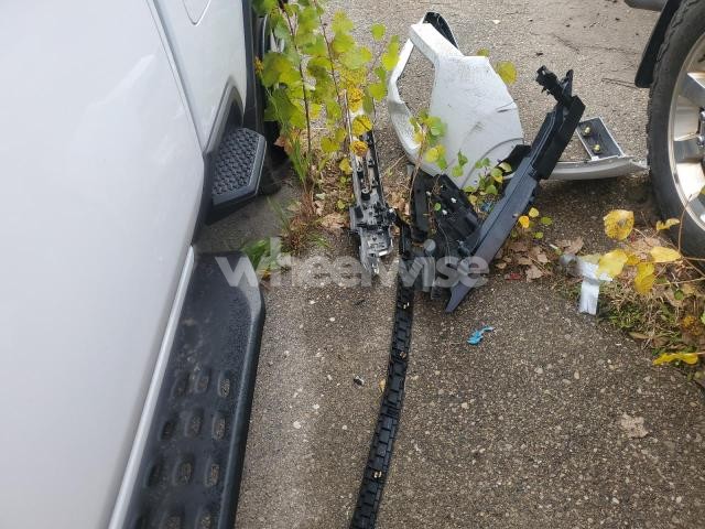 Photo 5 of 2024 CHEVROLET SILVERADO K2500 HEAVY DUTY LT (VIN 1GC4YNEY8RF146064)