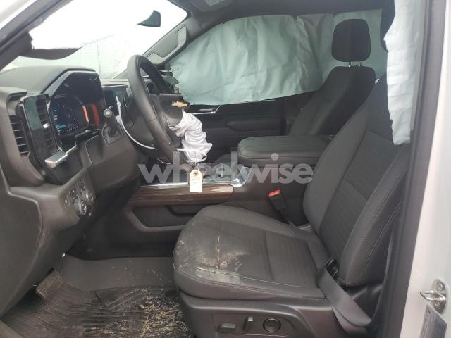 Photo 9 of 2024 CHEVROLET SILVERADO K2500 HEAVY DUTY LT (VIN 1GC4YNEY8RF146064)