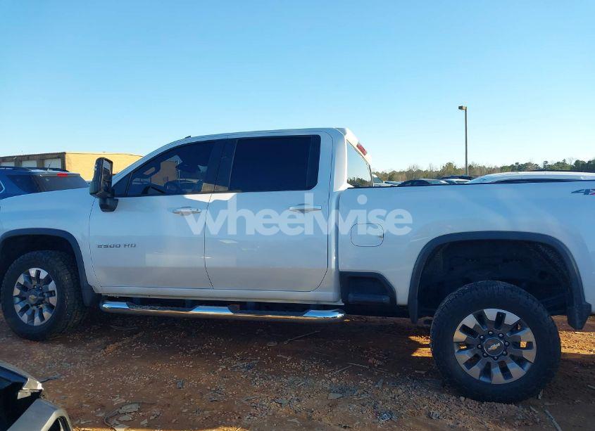 Photo 15 of 2022 Chevrolet Silverado 2500HD 4WD STANDARD BED LT (VIN 1GC4YNEY9NF131714)